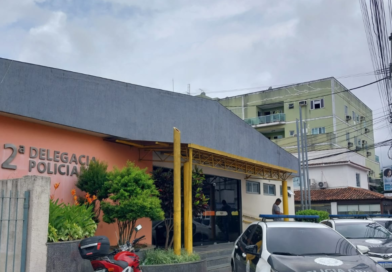 Homem invade templo religioso no Centro de Maricá e acaba detido por populares