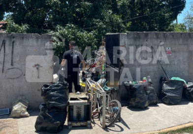 Polícia Civil interdita ferro velho irregular na Mumbuca
