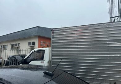 Caminhão roubado é localizado pelo sistema de monitoramento e apreendido em Maricá