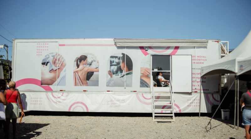 Caminhão da Saúde leva exames gratuitos a Itaipuaçu e aproxima atendimento da população