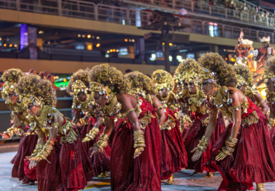 União de Maricá celebra título da Série Ouro com desfile especial na orla de Itaipuaçu
