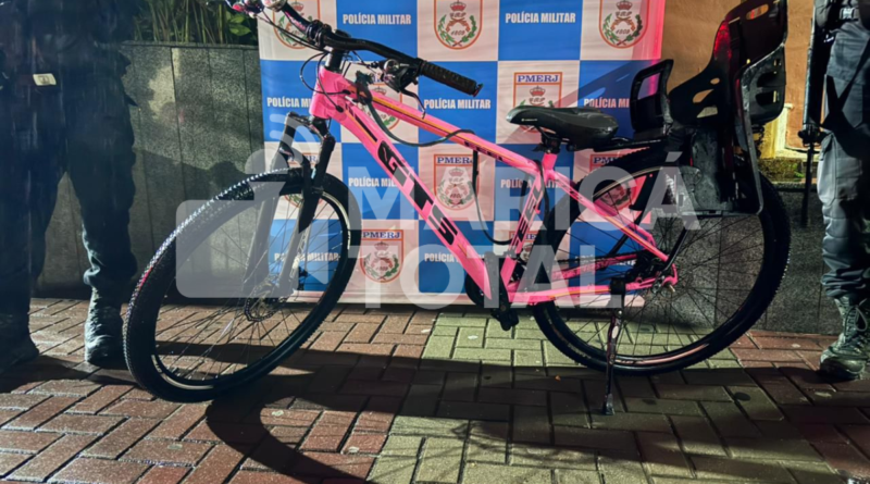PATAMO flagra furto e recupera bicicleta em Itaipuaçu