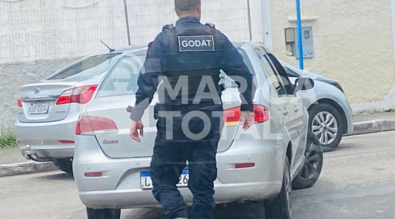 Carro clonado é apreendido pela Guarda Municipal em Maricá