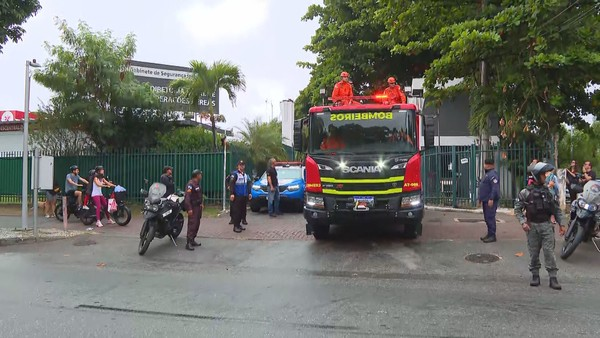 Cortejo marca despedida de piloto da Polícia Civil morto após ser baleado em operação no Rio