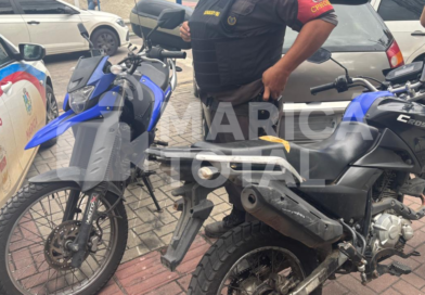 Policiais do PROEIS recuperam moto roubada e detêm suspeito após perseguição em Maricá