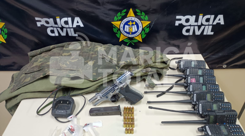 Polícia Civil prende suspeito de tráfico com arma e drogas no Flamengo