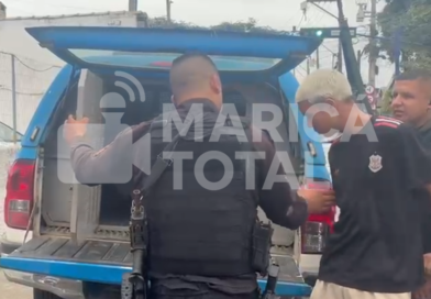 Homem é preso e adolescente apreendido por tráfico na Rodoviária de Maricá