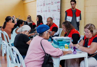 Ação social leva serviços gratuitos e atendimento à população de Ponta Negra