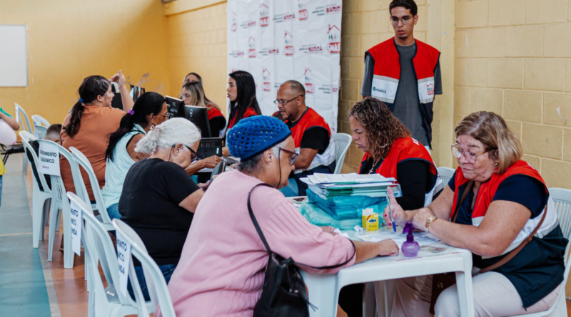 Ação social leva serviços gratuitos e atendimento à população de Ponta Negra