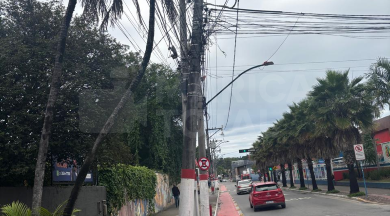 Frank Costa critica atuação da Enel e cobra providências para problemas na rede elétrica de Maricá