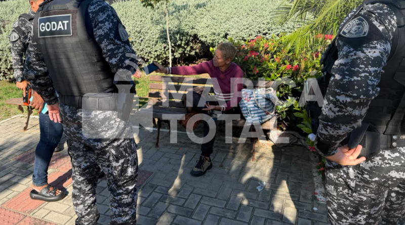 Mulher é presa após furtar celular durante evento no Centro de Maricá