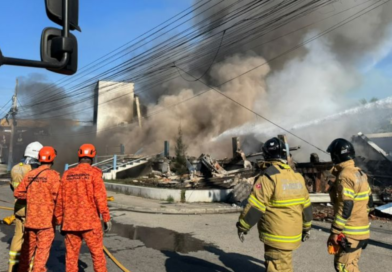 Incêndio atinge almoxarifado da Secretaria de Saúde de Rio das Ostras