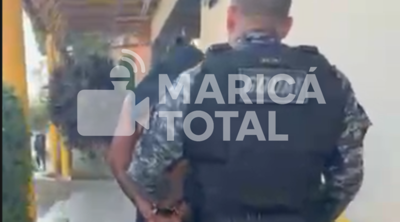 Homem é preso em flagrante após ameaçar a própria mãe e quebrar objetos em Maricá