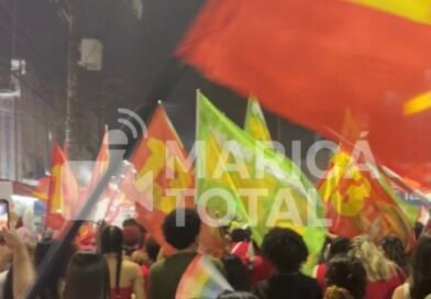 Manifestação em apoio a Lula reúne trabalhadores no Centro de Maricá