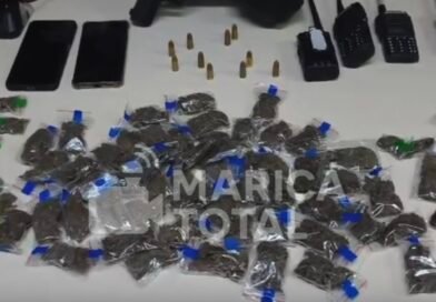 Homem conhecido como Chinela” é preso com drogas, pistola e rádios transmissores em Maricá