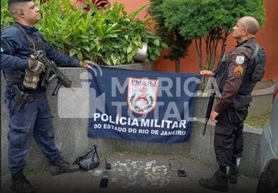 Homem é preso com drogas durante ação do PATAMO na Comunidade da Linha, em Maricá