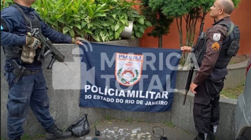 Homem é preso com drogas durante ação do PATAMO na Comunidade da Linha, em Maricá