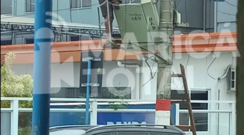 Funcionários de escola acionam Guarda Municipal após homem ser flagrado furtando fios no Centro
